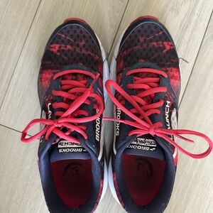 Brooks Vibrant Red and Black Sneakers